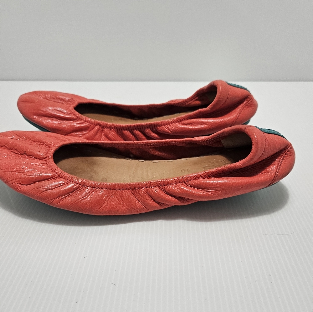 Limited edition Poppy Tieks